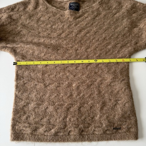 Abercrombie & Fitch Women's Beige Chunky Cable Knit Sweater Size Small - Picture 4 of 6